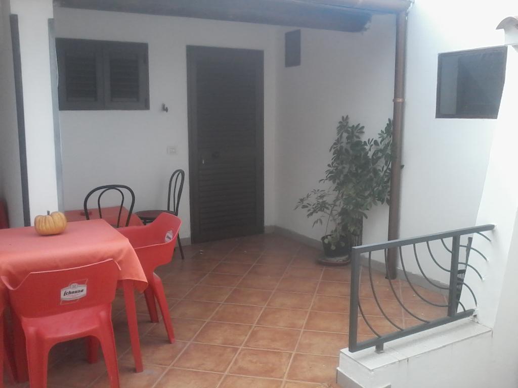 B&B Domo De Pedra Тоттубелла Экстерьер фото