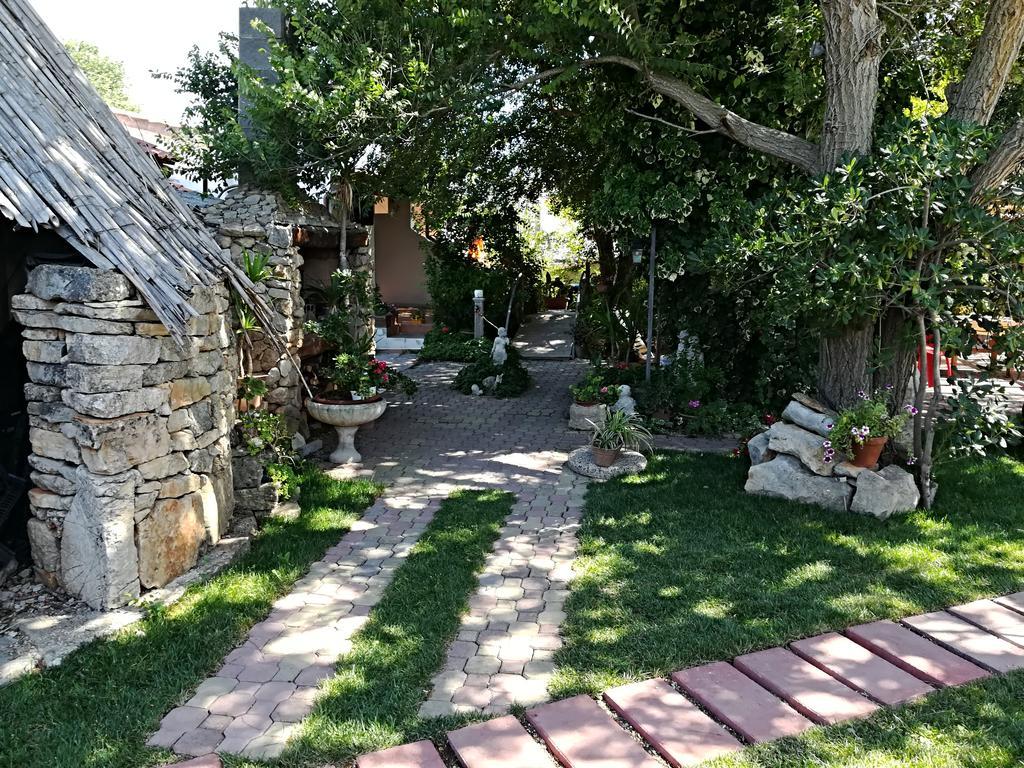 B&B Domo De Pedra Тоттубелла Экстерьер фото